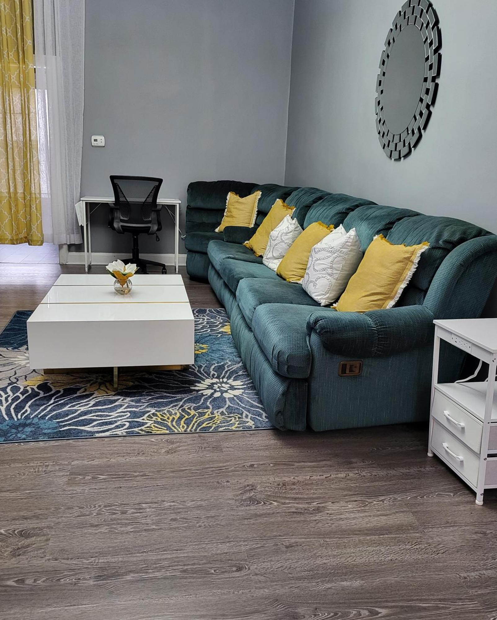 1 Bedroom In Osu District, Free Parking, Kitchen, Washer And Dryer, Location, Downtown, Hospital, Expocenter, Osu Stadium Columbus